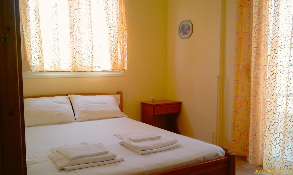Hotel Giorgio Kallithea  Quarto foto